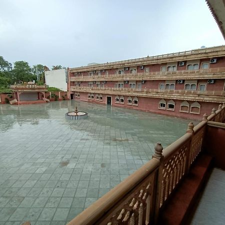Hotel Rajwada Palace Orchha Exterior foto