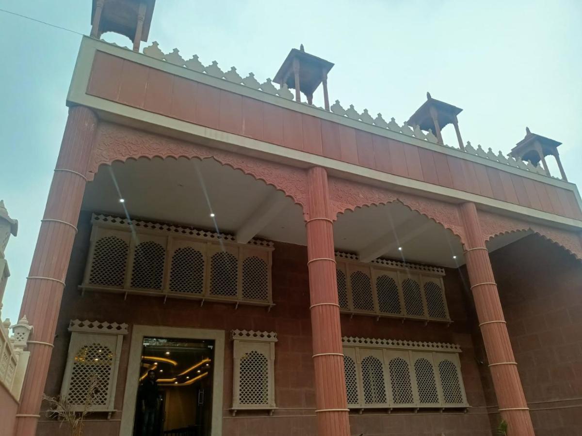 Hotel Rajwada Palace Orchha Exterior foto